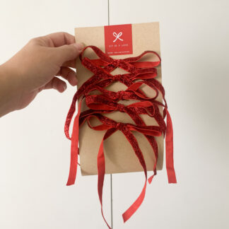 lazos rojos escarchados